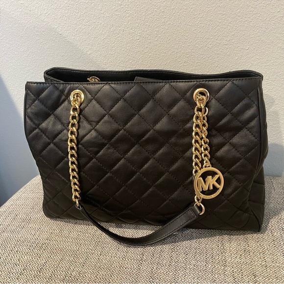 Michael Kors Handbags - Michael Kors Medium Quilted Leather Shoulder Bag with Large Dust Bag